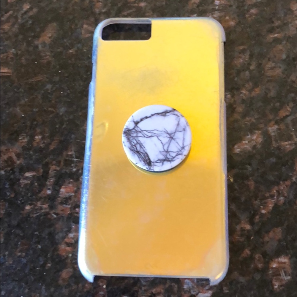 Iridescent iPhone 6s Plus case with a pop socket!